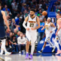 Nuggets supera a Mavericks en un duelo reñido