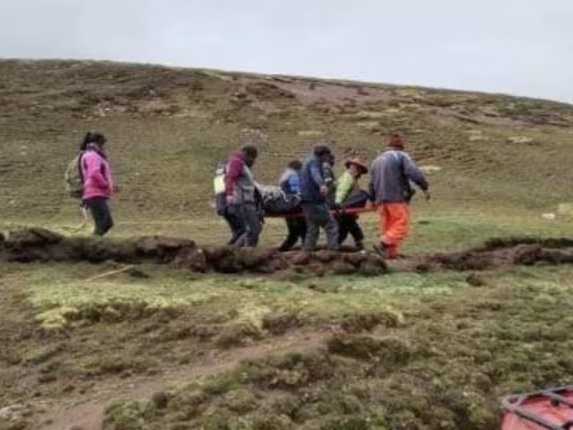 Una turista argentina murió tras ser alcanzada por un rayo en medio de una excursión en Perú