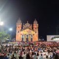 El Monumental Ricardo Aguirre retumbó en la Plazoleta de la Basílica: 800 gaiteros se unieron en tributo Inolvidable