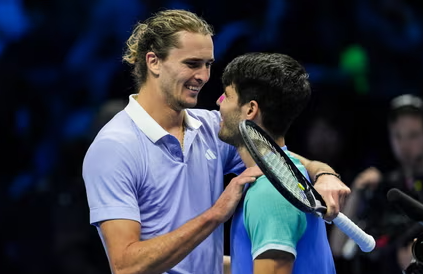 Zverev acaba con las aspiraciones de Alcaraz en el ATP de Turín