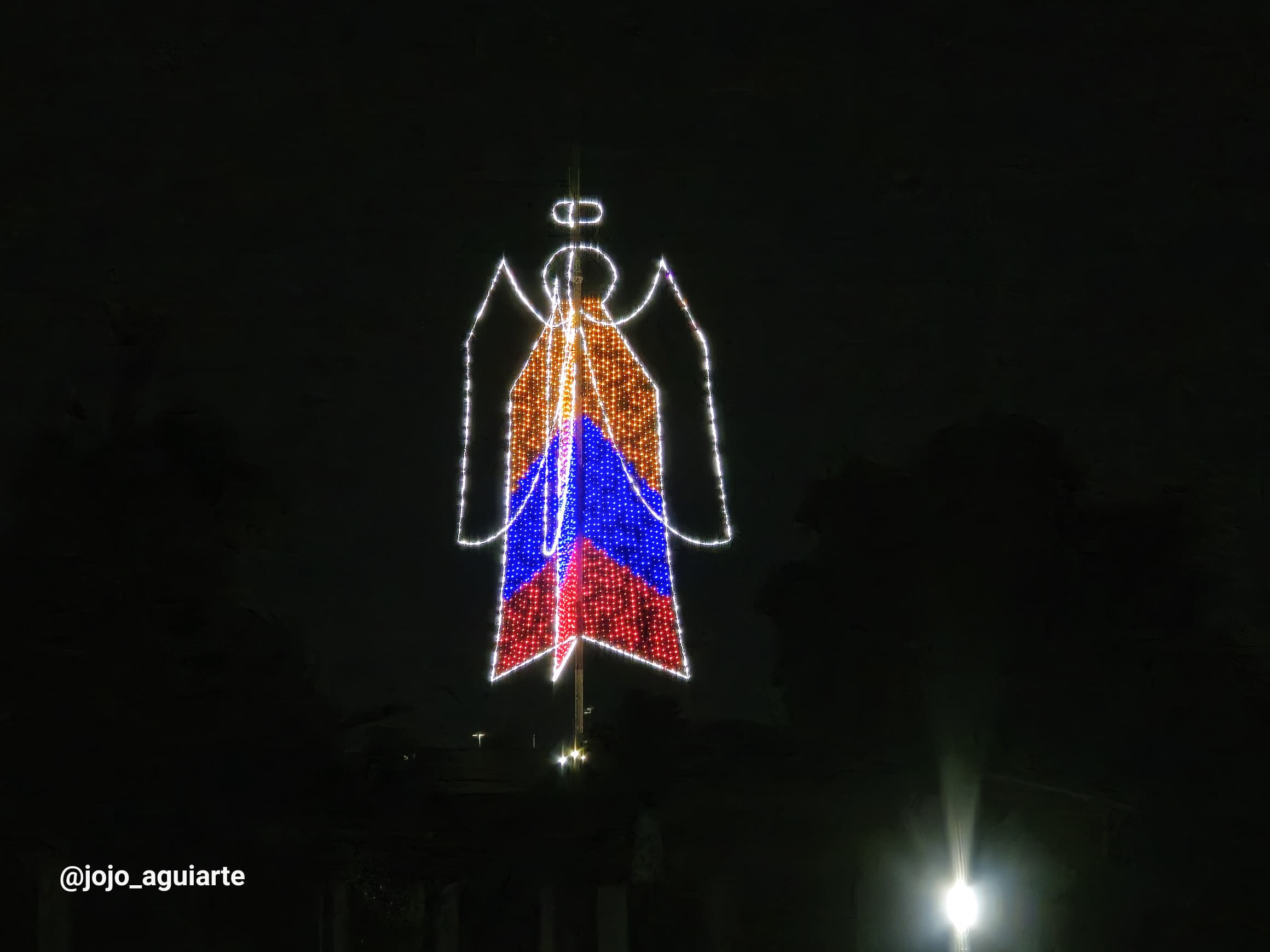 El Angelito de Amparo lució tricolor este 15-N