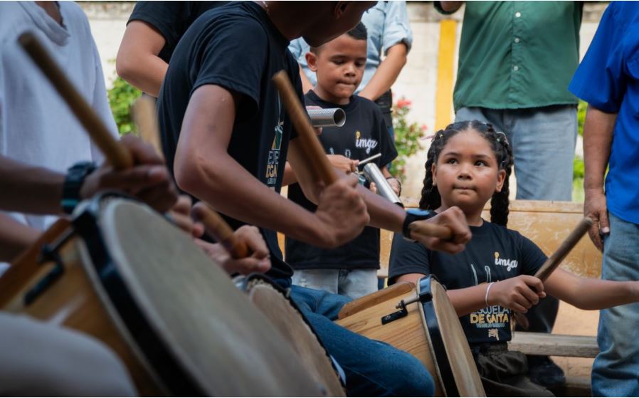 Niños del IMGRA rendirán homenaje musical a Renato Aguirre González llamado “Maracaibo, una ciudad diamantina”