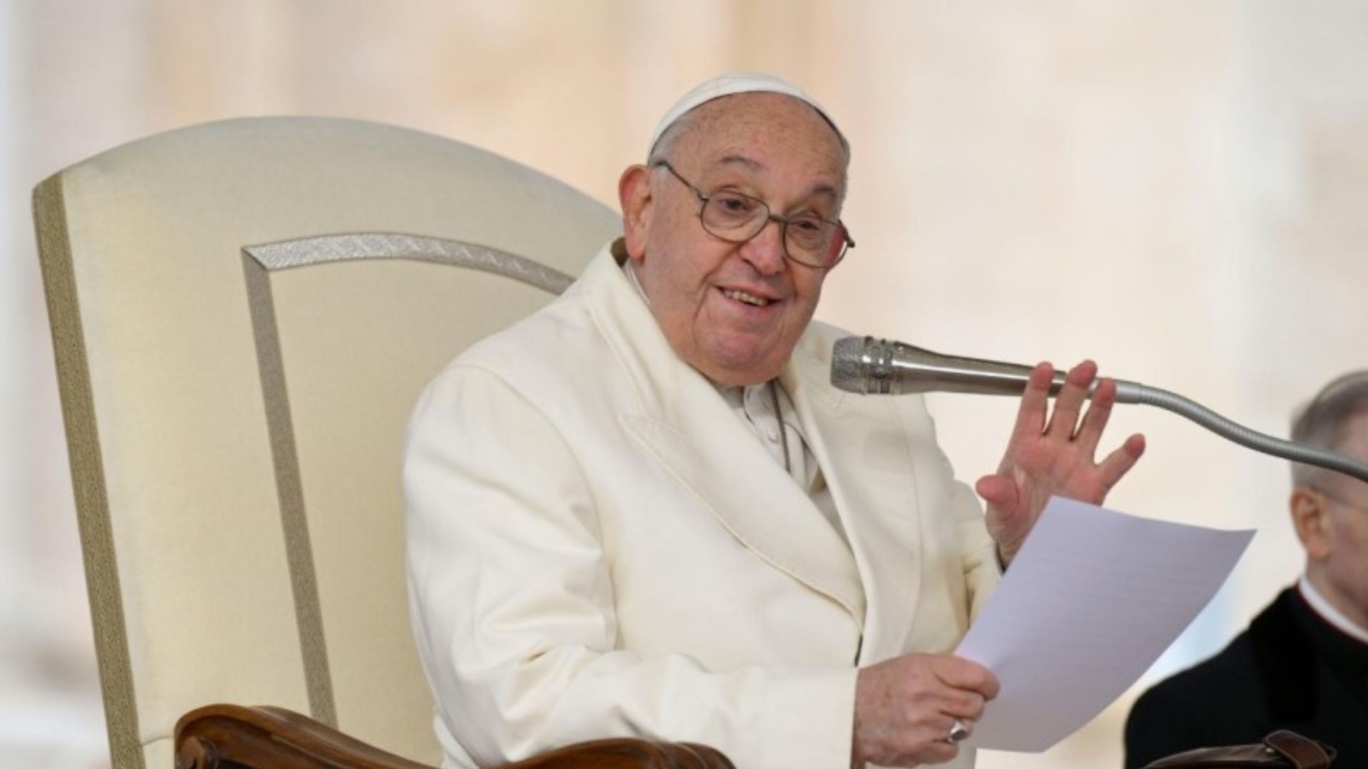 Papa Francisco pide a la diócesis de Roma que ofrezca casas 