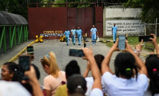 Se elevan a 131 las excarcelaciones ejecutadas entre sábado y domingo tras revisiones judiciales: Según Foro Penal