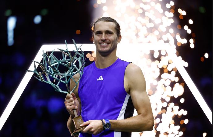 Alexander Zverev se tituló por séptima vez en el Masters 1.000 de París