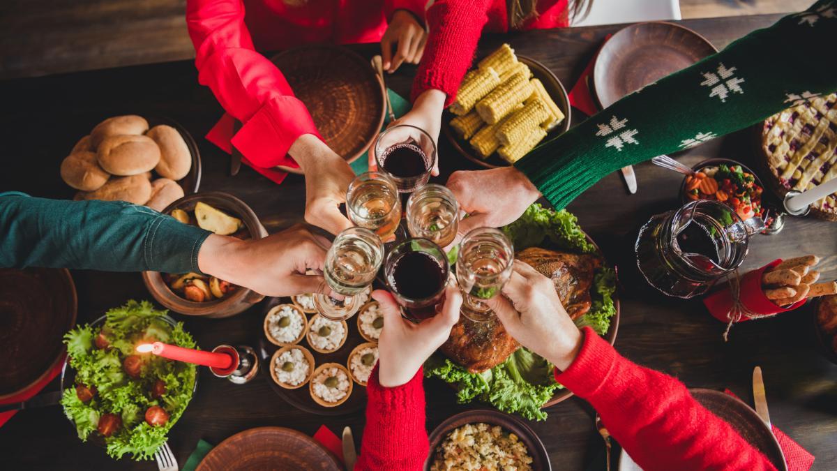 Nutricionista: Se puede disfrutar la cena de Navidad sin cometer excesos