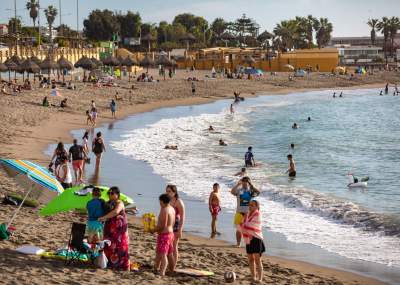 Playas de Venezuela aptas para recibir temporadistas, según pronóstico de oleaje