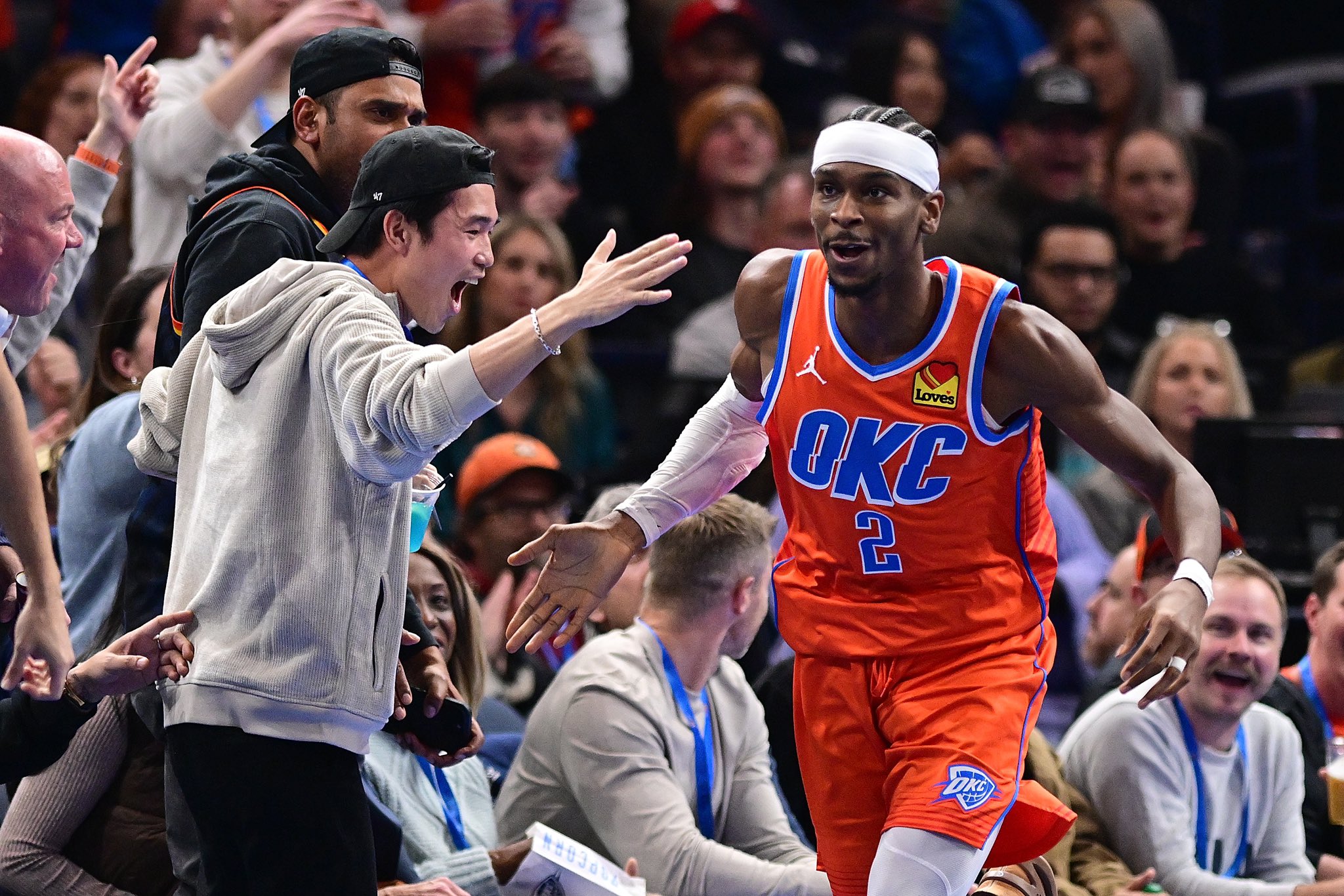 Thunder eliminó a Mavericks y clasificó a la semifinal de la NBA Cup