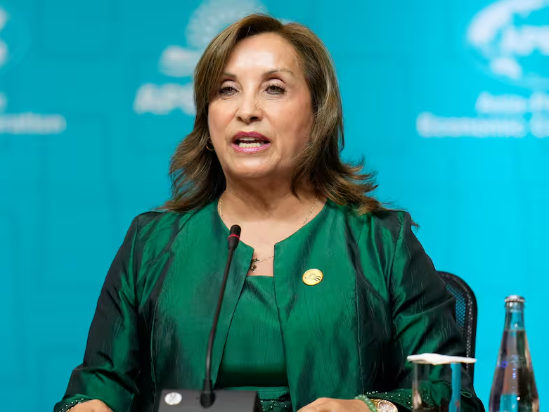 La presidenta de Perú plantea el debate sobre ampliar la pena de muerte a casos de violación a niños