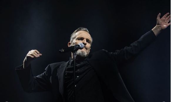 Miguel Bosé regresa a los escenarios tras ocho años de ausencia