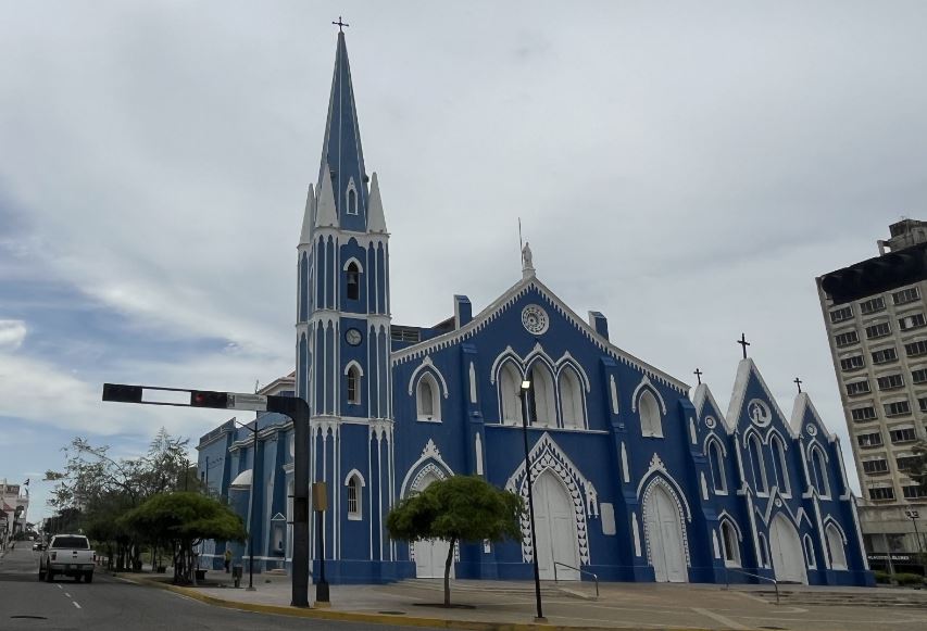 Llueva o no… Nos acordamos de Santa Bárbara: Inician fiestas patronales de la parroquia en honor a la Inmaculada Concepción