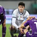 Suspendido el juego entre Inter y Fiorentina tras desvanecimiento del mediocampista Edoardo Bove