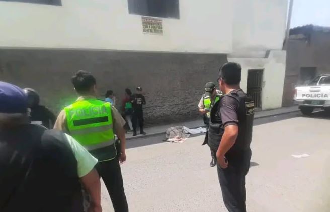 Muere adolescente falconiano al caer de un tercer piso en Perú