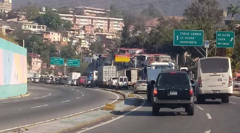 Autopista Caracas-La Guaira cerrará parcialmente por trabajos de asfaltado del 13 hasta el 18-Ene