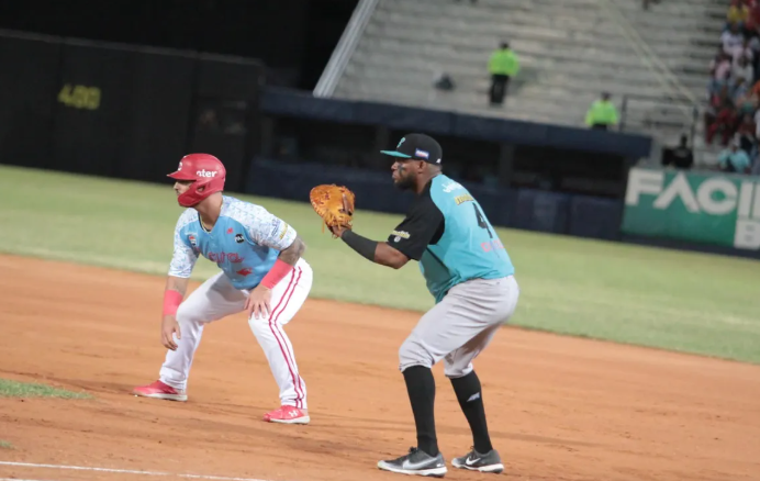 Cardenales y Bravos vuelven a Barquisimeto para decidir el título de la Gran Final