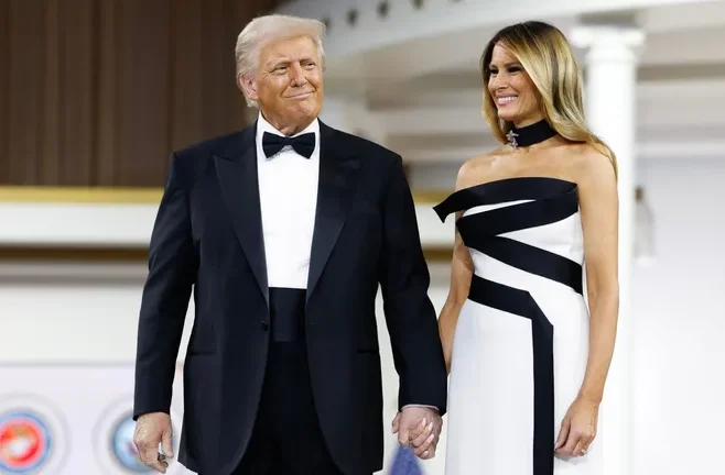 Así lucieron Donald Trump y su esposa Melania en el ‘Baile Inaugural del Comandante en Jefe’