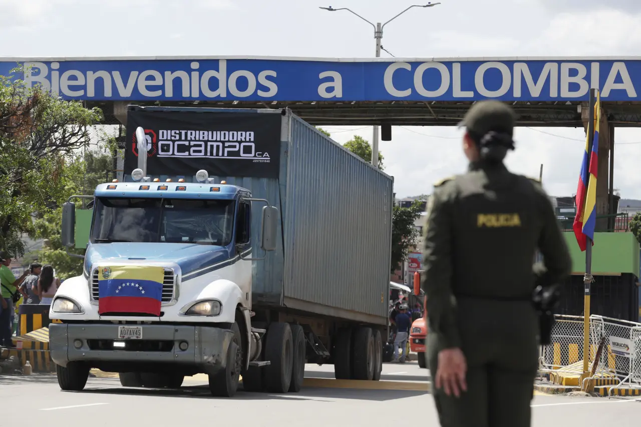 Extienden a un año permiso de transporte binacional venezolano en la frontera con Colombia