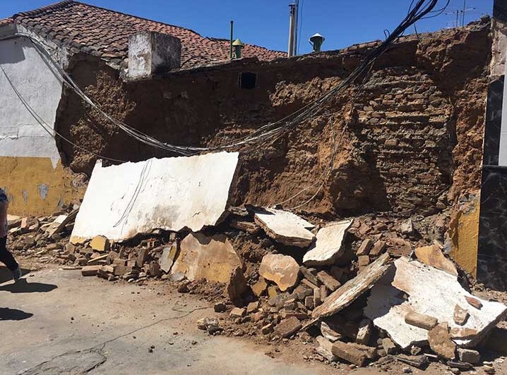 Murió niño de nueve años tras caerle encima una pared en la zona oeste de Maracaibo