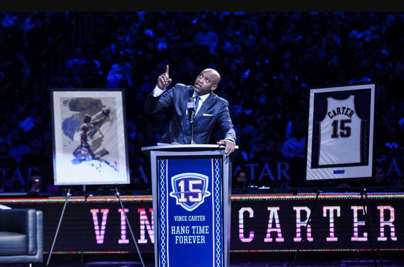 Los Nets retiran el número de Vince Carter