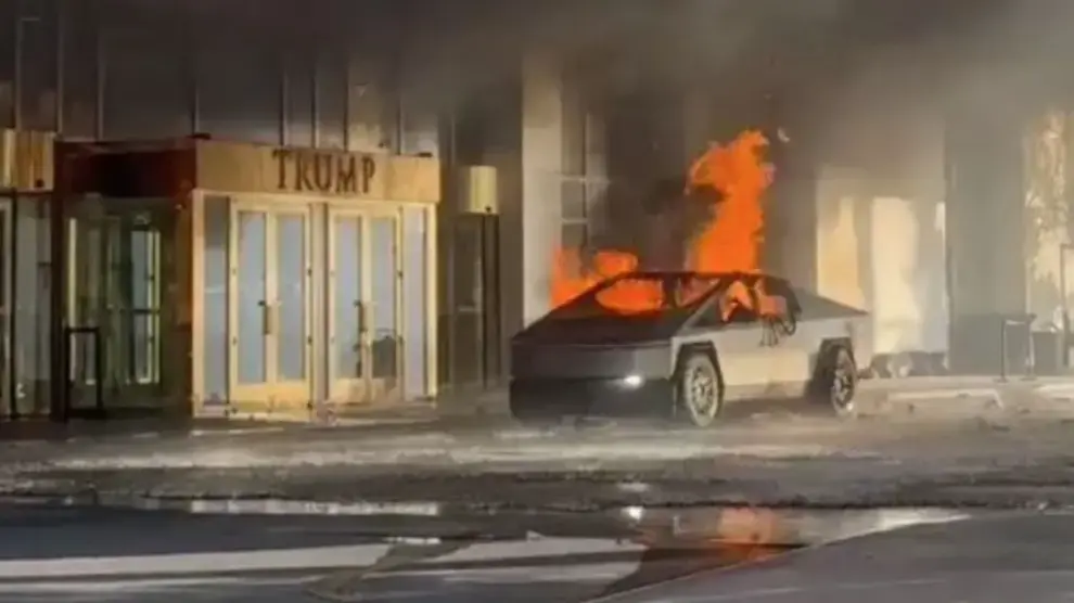 Al menos un muerto tras explotar una Tesla Cybertruck frente al hotel Trump en Las Vegas