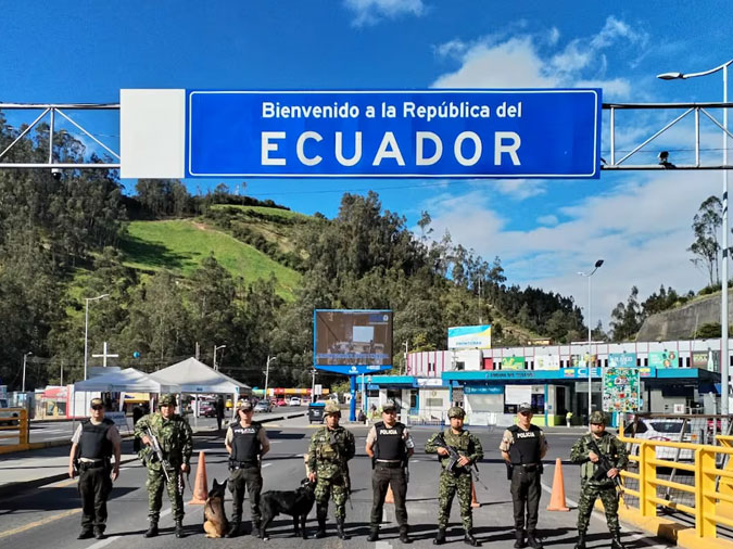 Ecuador cierra sus fronteras con Colombia y Perú para celebrar las elecciones generales