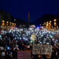 Unas 160.000 personas protestan en Berlín contra el giro político a la derecha