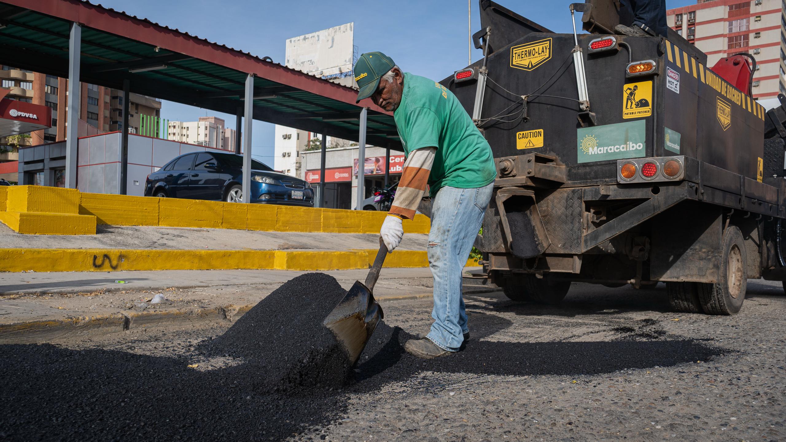 Plan Rápido de Bacheo 2025 atiende al sector Paraíso de la parroquia Chiquinquirá