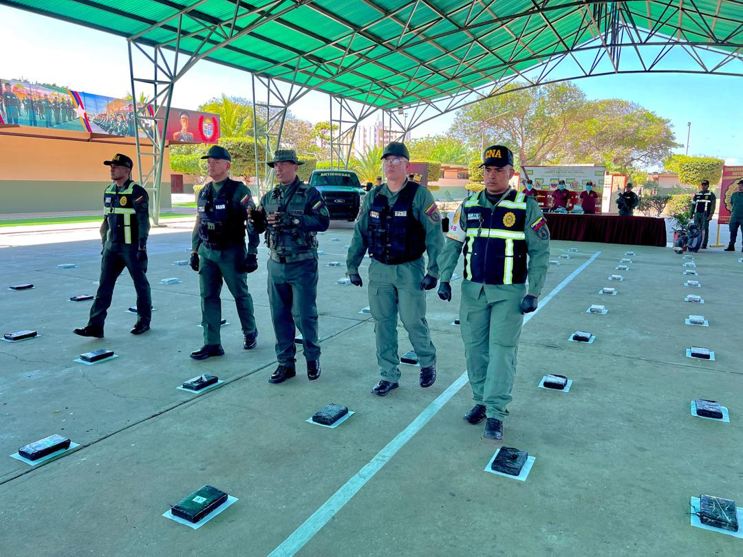 GNB incautó 100 panelas de cocaína en el municipio Guajira del estado Zulia