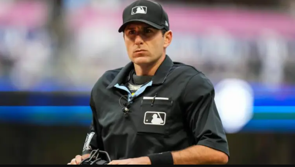 La MLB despide a un umpire por violar las normas de apuestas deportivas