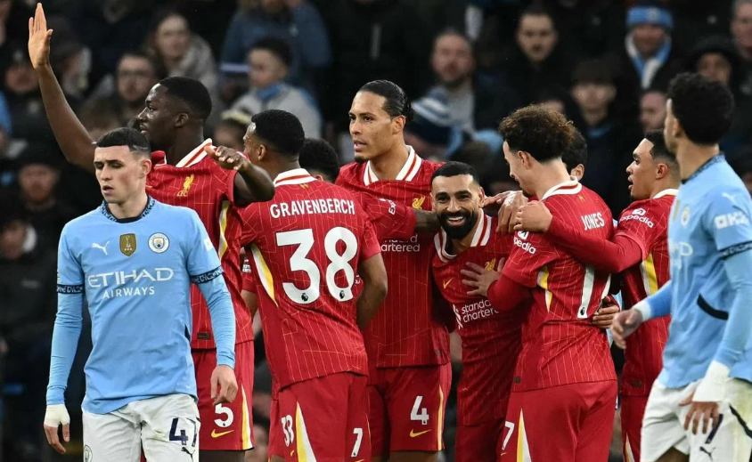 Liverpool derrota al City en el Etihad para mantenerse en la cima de la Premier League