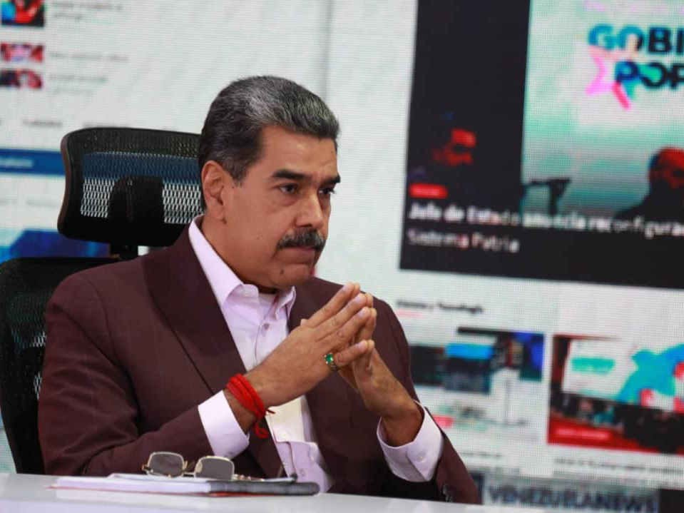 Maduro designa cuatro comisiones para debate de Reforma Constitucional