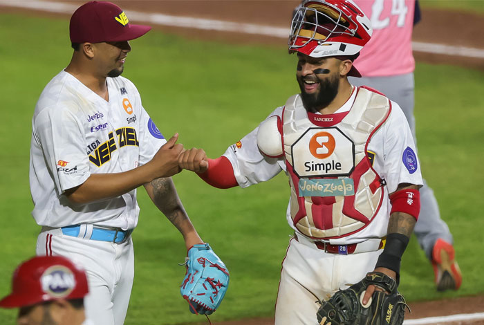 Cardenales accede a la semifinal noqueando con no-hitter a Japan Breeze