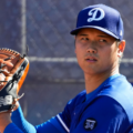 Ohtani completó su primera sesión de lanzamientos con Dodgers