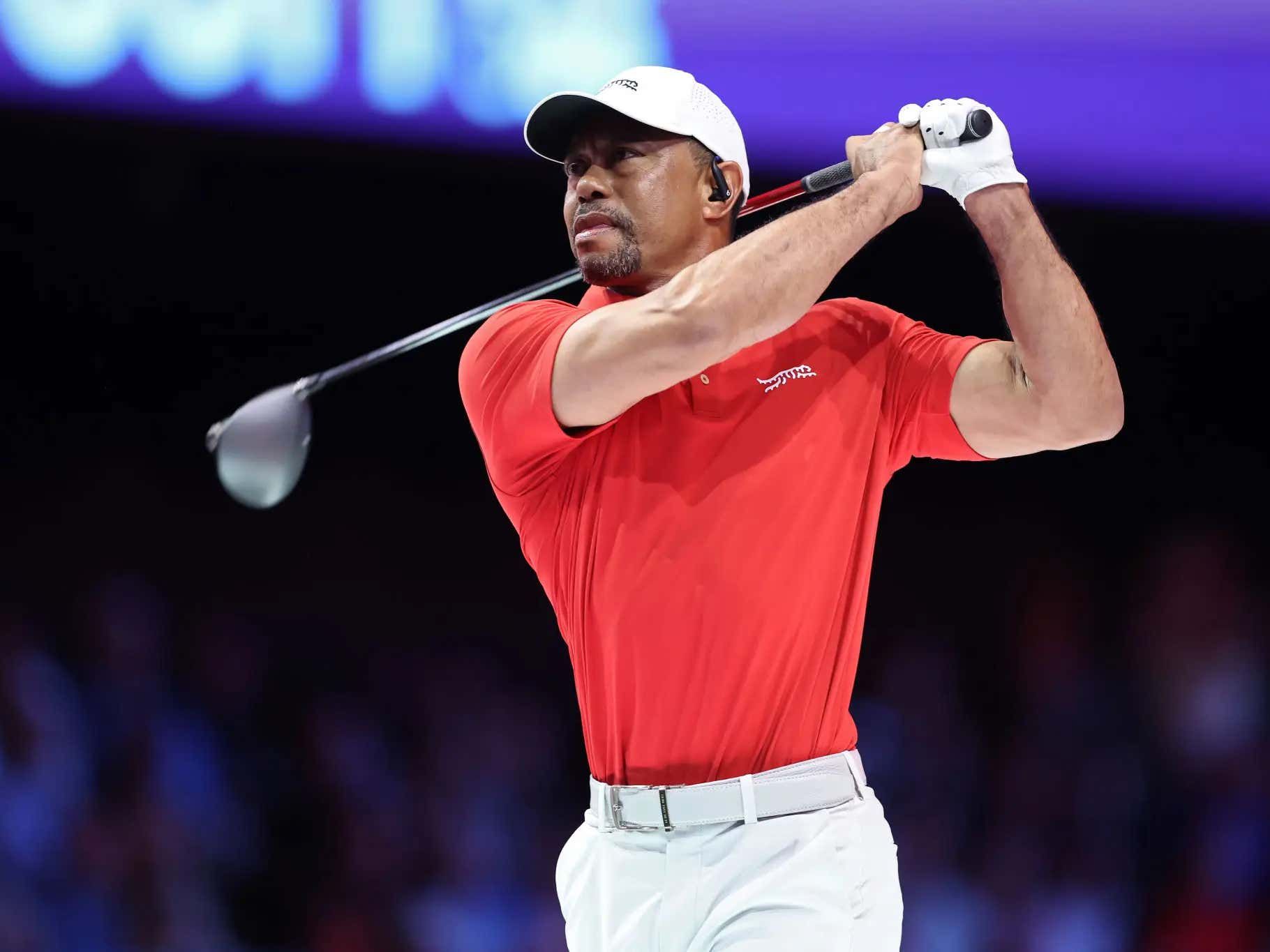 Tiger Woods se rompió el tendón de Aquiles