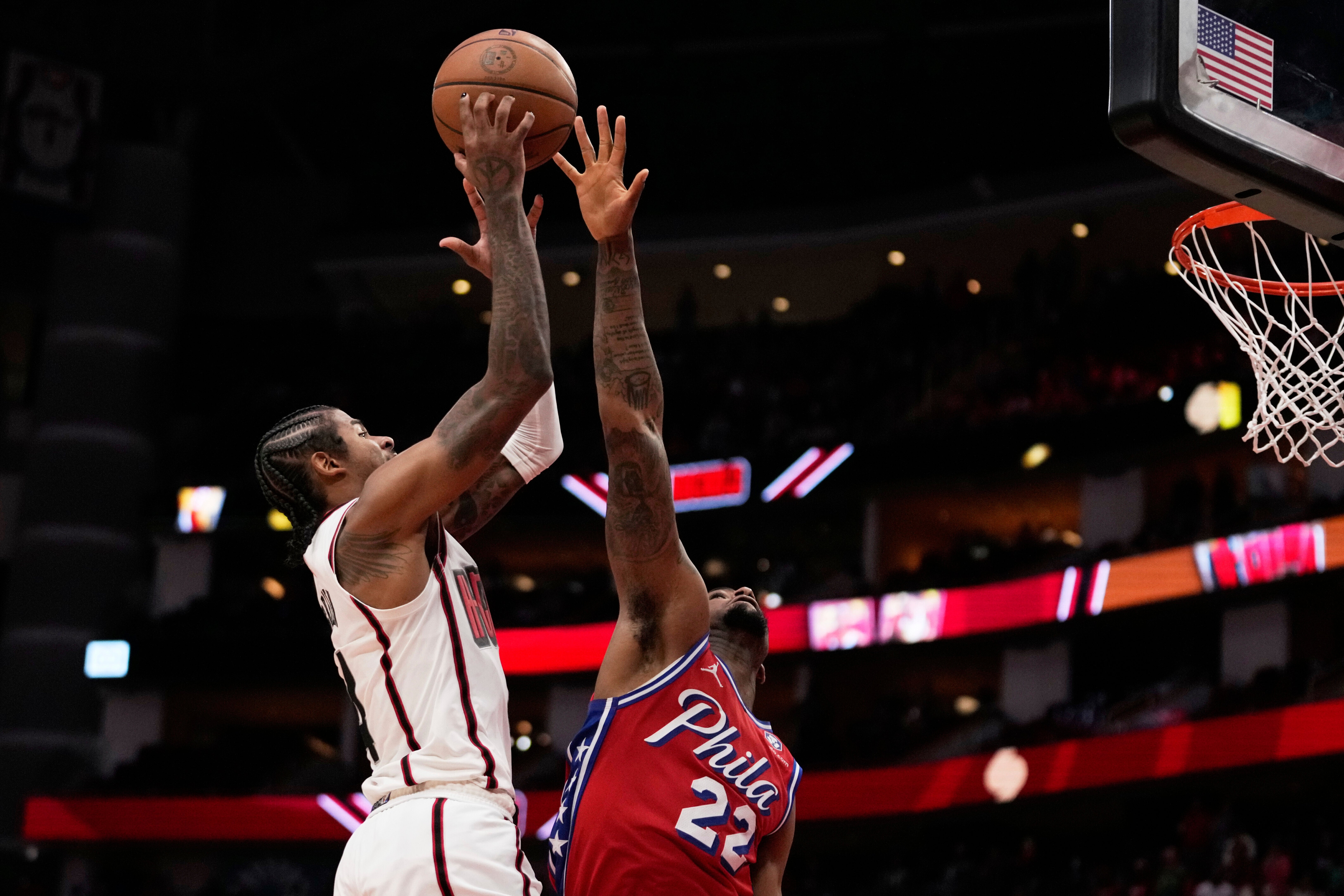 Rockets logró remontar para sellar triunfo ante Sixers