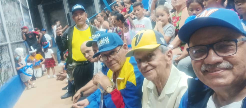 Fundación Glorias Deportivas reconoce a leyendas del deporte regional