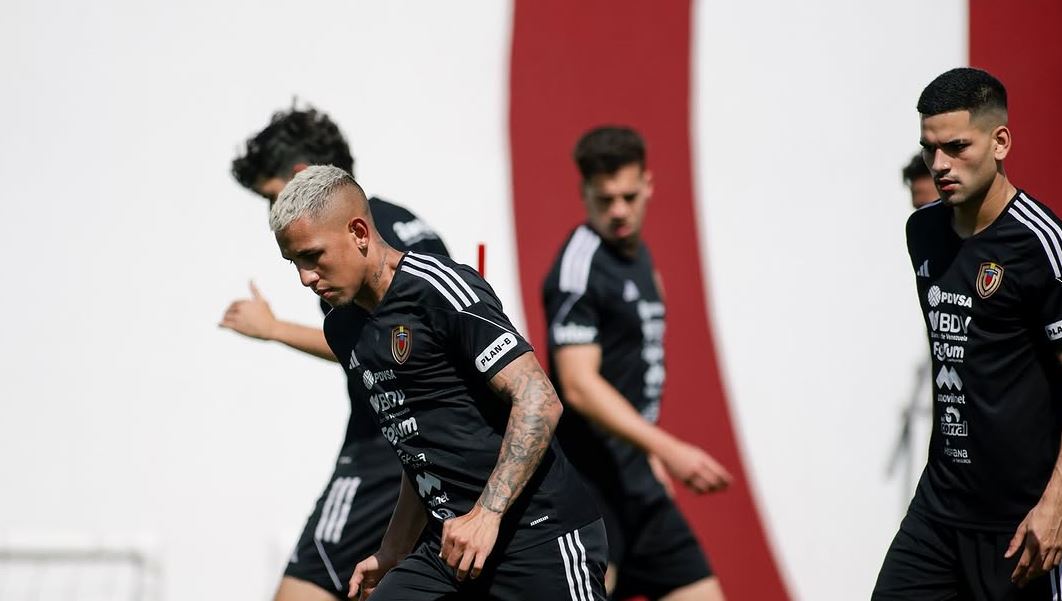 La Vinotinto completó su último entrenamiento antes de viajar a Maturín para enfrentar a Perú