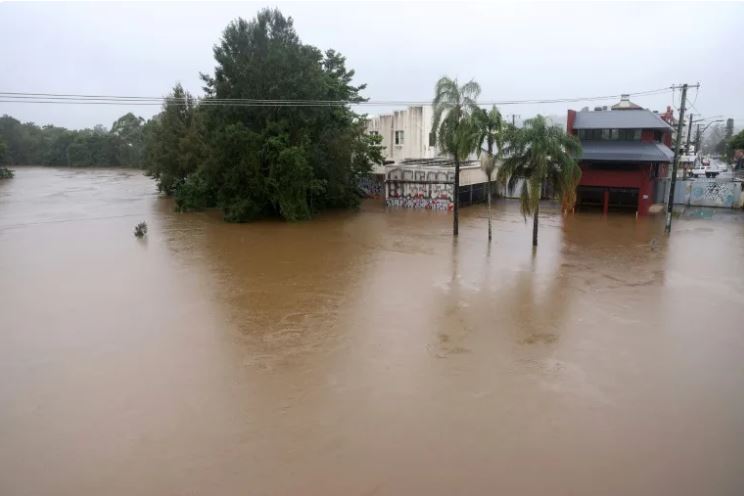 Lluvias torrenciales causan inundaciones y cortes de luz en Australia